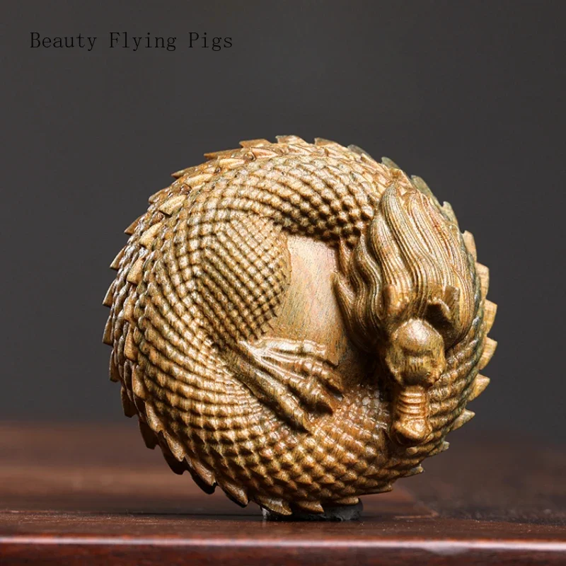 7x7x4.5cm high-end creative natural green sandalwood carving zodiac dragon text playing hand pieces desktop crafts Animal