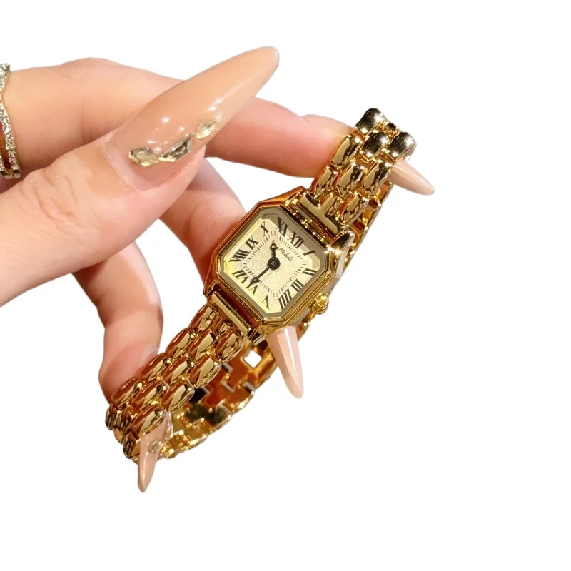 

Ретро квадратные ультратонкие кварцевые водонепроницаемые стальные ремешки женские часы темпераментные женские часы