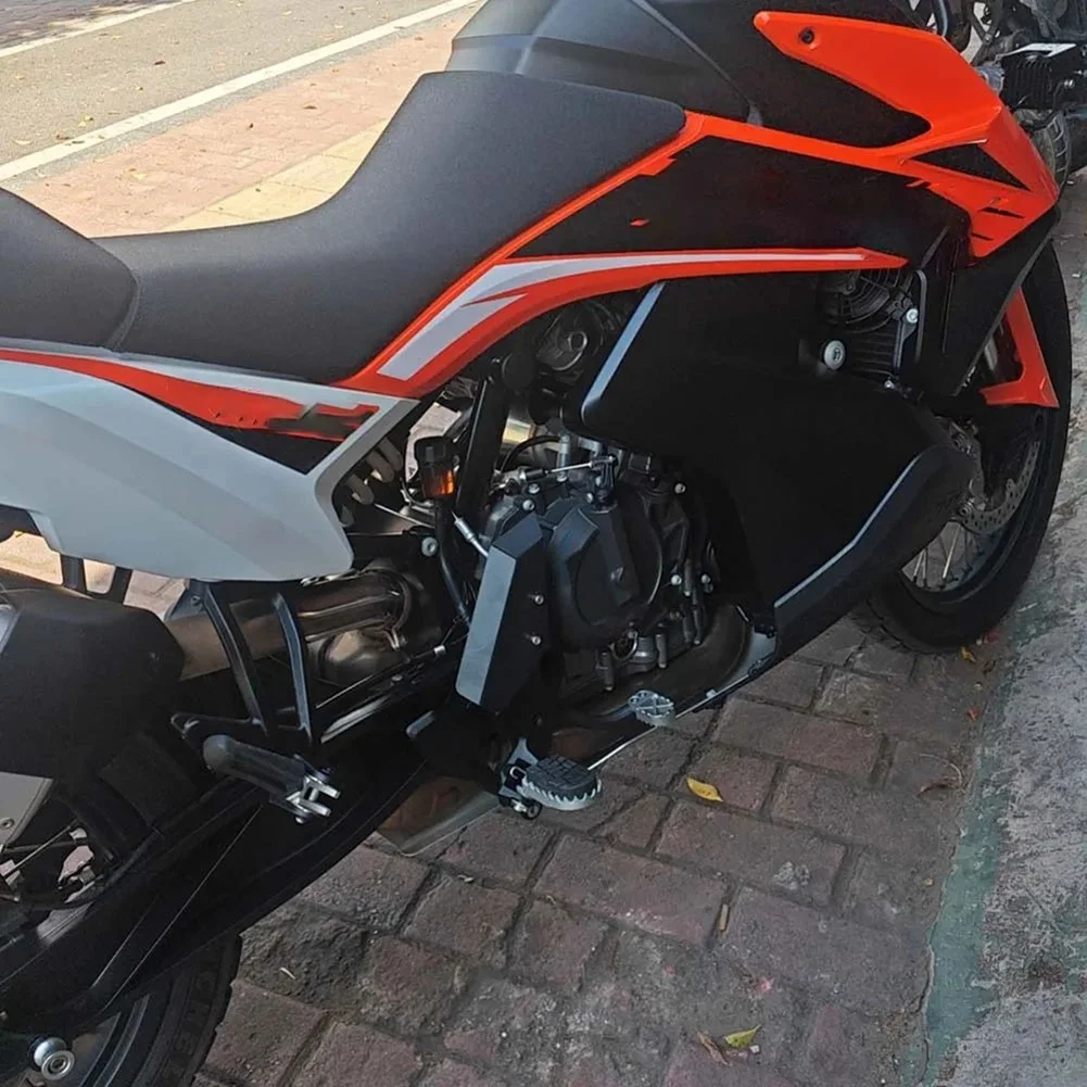 

Motorcycle Rear Brake Cylinder Guard Cover Protective Housing For 790 Adventure 2019-2024 For 890 Adventure R 890 ADV