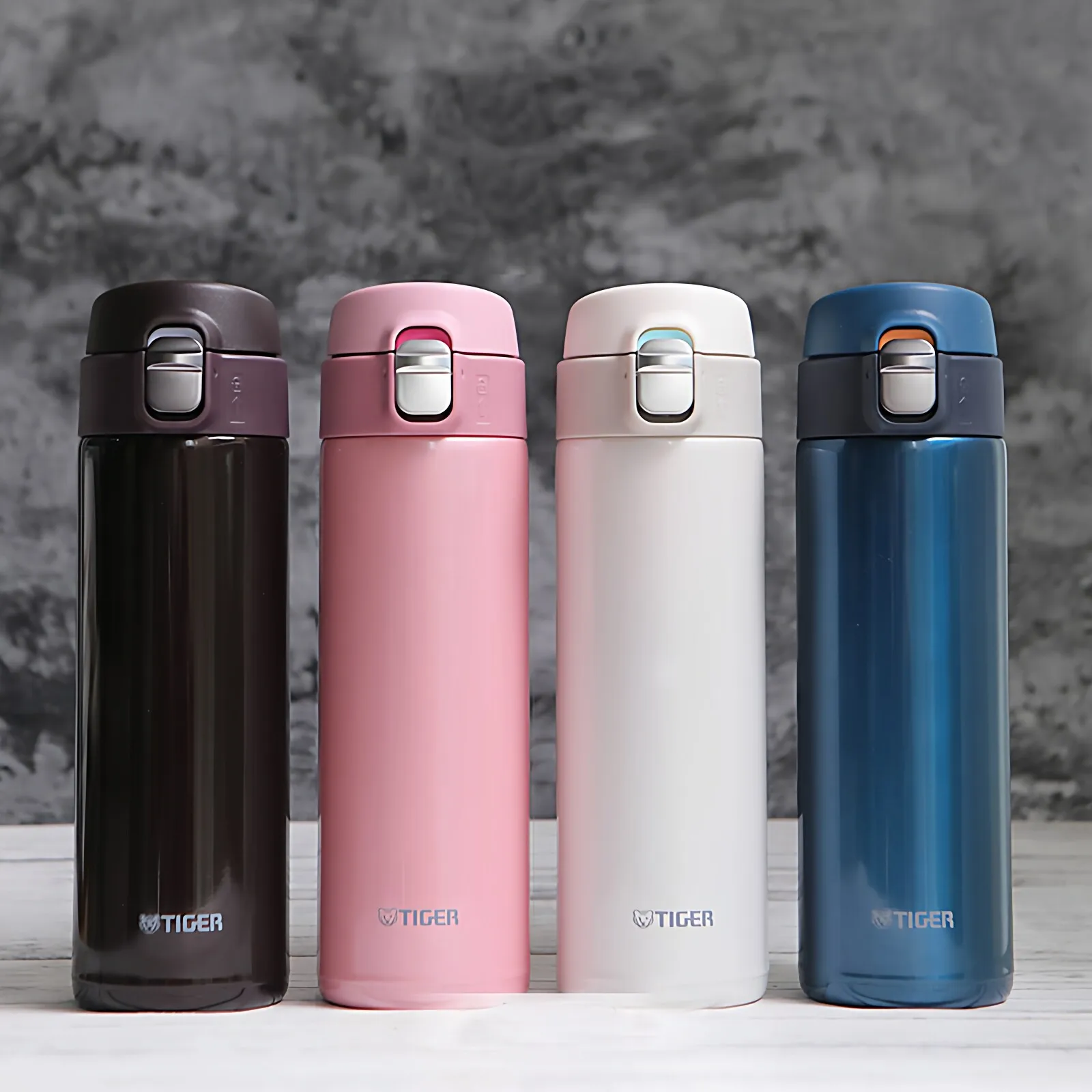 TIGER MMJ‑048 480ml Stainless Steel Thermos Mug Pop‑up Flip‑Lid Vacuum Bottle For Daily Commuter Outdoor Activities