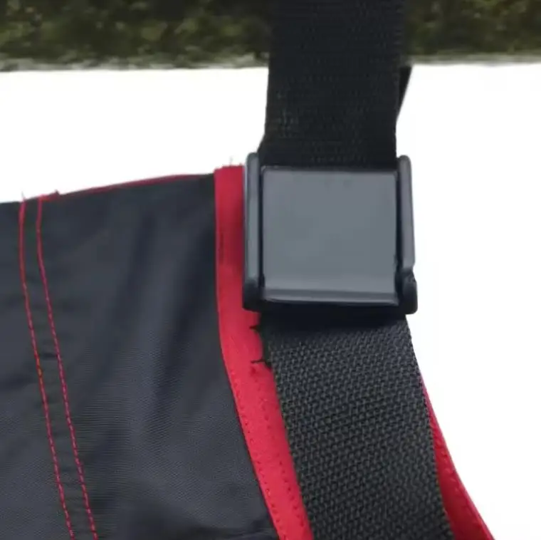 ตาข่ายเป้าหมายฟุตบอลขนาดมาตรฐาน 1 ชิ้น ตาข่ายฝึกซ้อมความแม่นยำในการยิงประตู ตาข่ายเป้าหมายฟุตบอลแบบพับได้ 2025