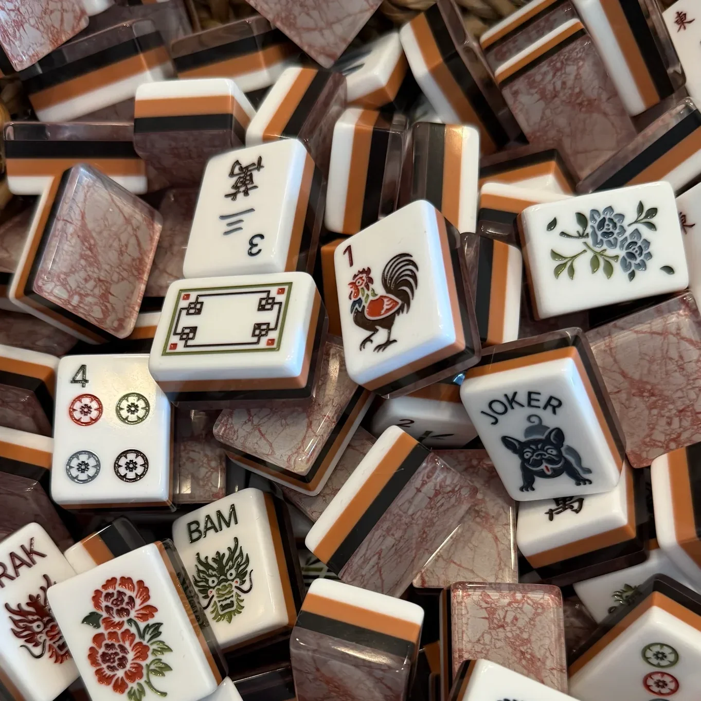 Luxury American-style Mahjong Set 160 Cartoon Printed Tiles Shiny Town Collection Golf Mahjong Masters Set