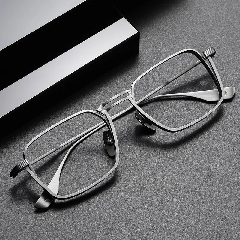 DLX 125 pure titanium frames