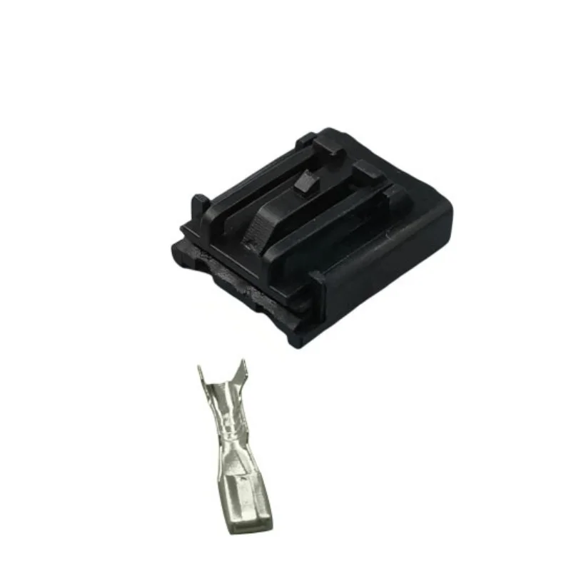 DJ70230-3-21 is suitable for automotive oil pump electric powerful fuel supply universal fuel pump plug  346027-1