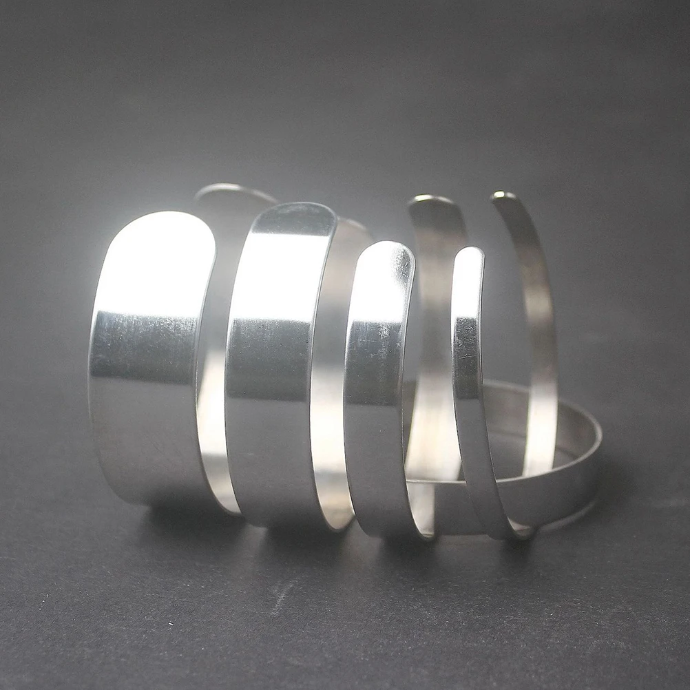 

8Pcs Bracelet Inner Core Stainless Steel Matte Back Reflective Front Durable for DIY Bracelet Fixing Core Handmade 20mm