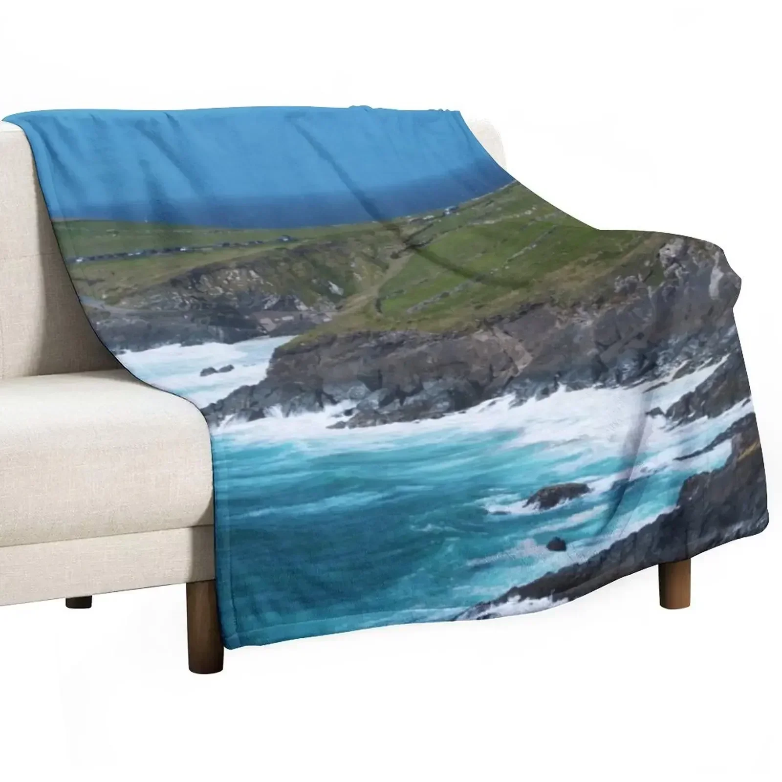 Dingle, Ireland Throw Blanket Bed linens Blankets For Sofas for sofa Furry valentine gift ideas Sleeping Bag Blankets