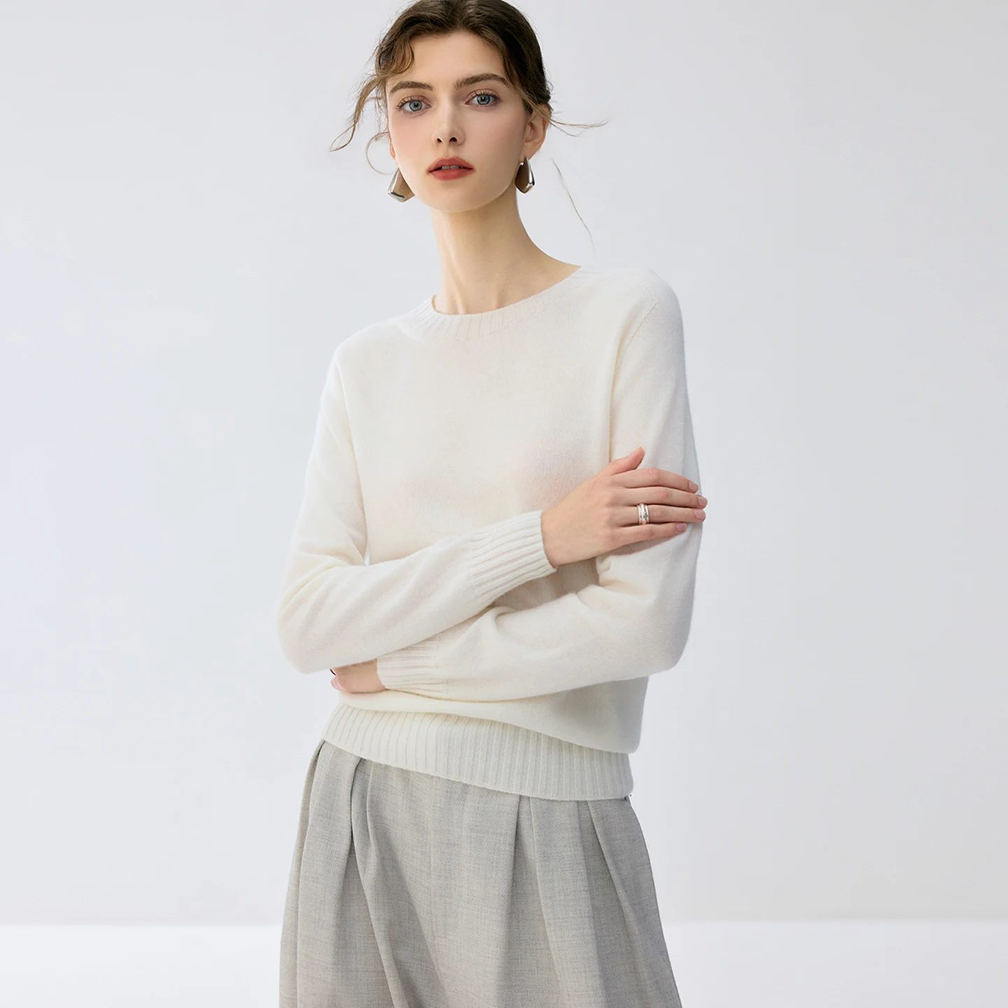 100% Premium Cashmere Spring Autumn Seamless Classic O-Neck Base Layer Ribbed Finished Lightweight Heat Retentive Knit Pullover