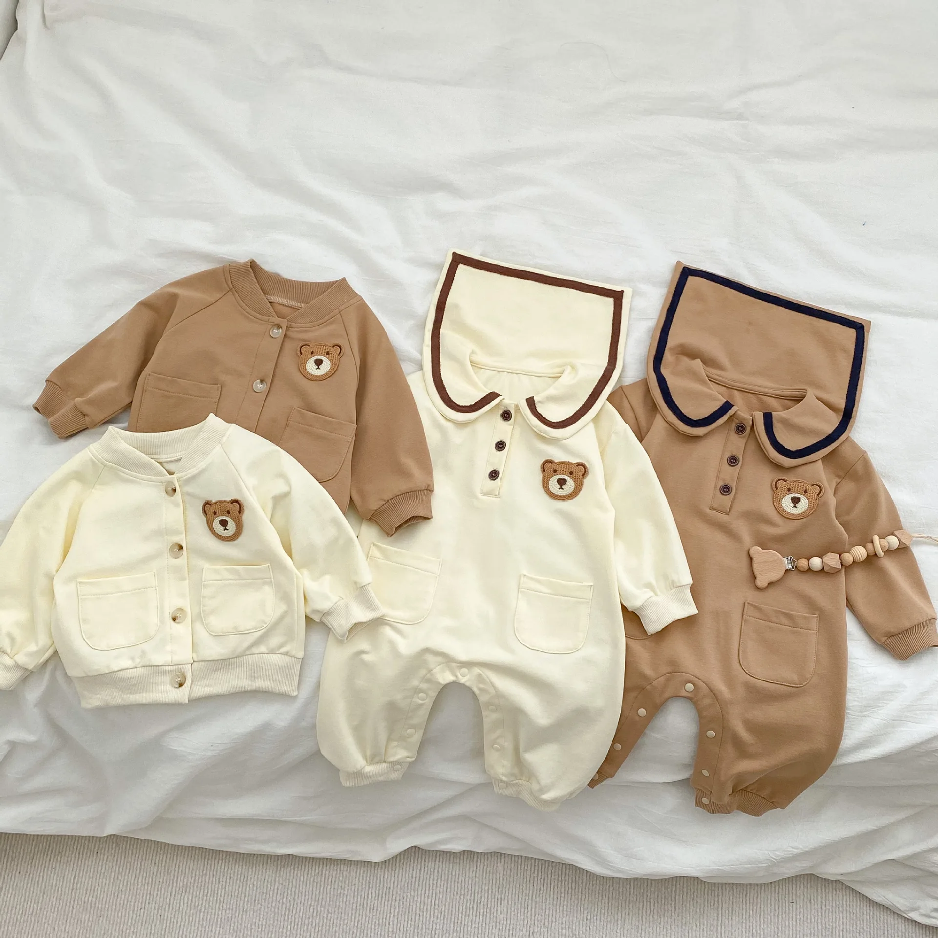 2024 Spring Autumn Newborn Baby Girls Romper Cotton Long Sleeve Infant Girls Bodysuit Pocket Bear Versatile Toddler Girls Coat