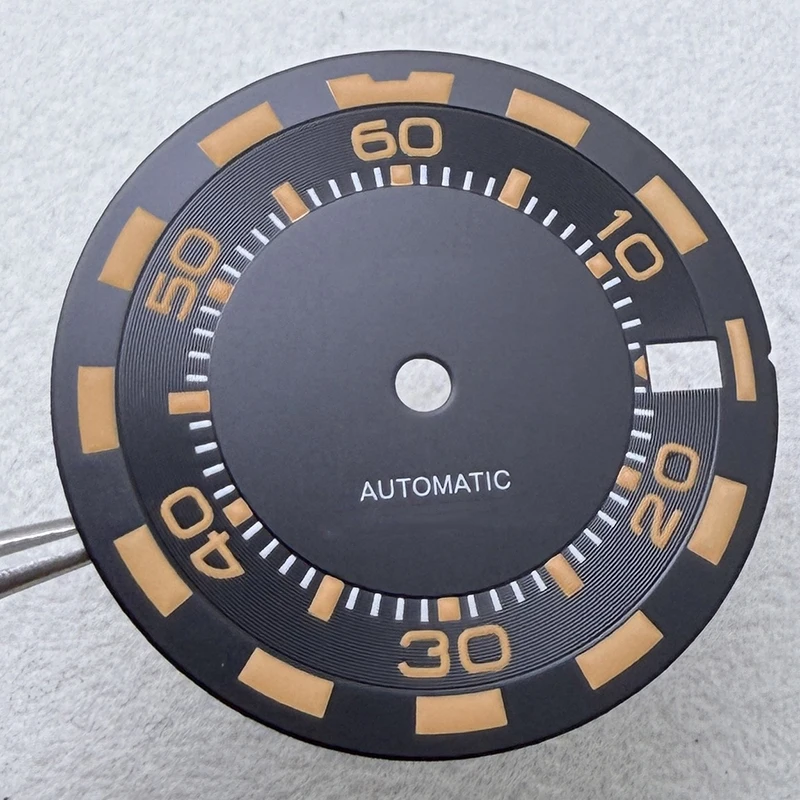 Top Watch 28.5mm S Logo SKX Minute Number Dial Green Luminous Fit NH35/NH36/7S/4R Movement Dial Watch Modification Accessories