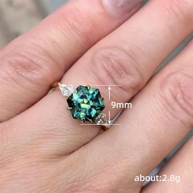 Huitan Geometric Shape Green Cubic Zirconia Finger Ring for Women Elegant Wedding Engage Party Accessory Newly Designed Jewelry