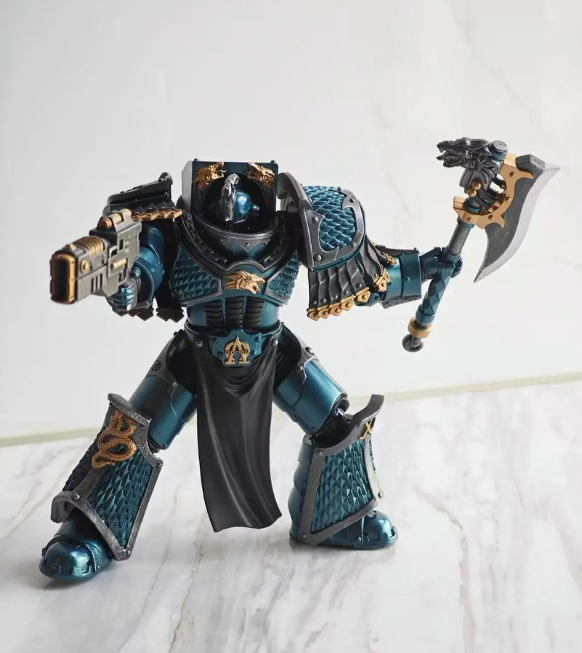 

【JOYTOY】Warhammer 40K The Horus Heresy Alpha LegionLernaean Terminator with Volkite Charger Military Model
