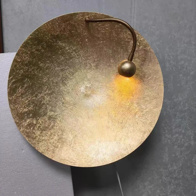 Atmosphere LED Wall Light 3000K Gold Metal Art Deco