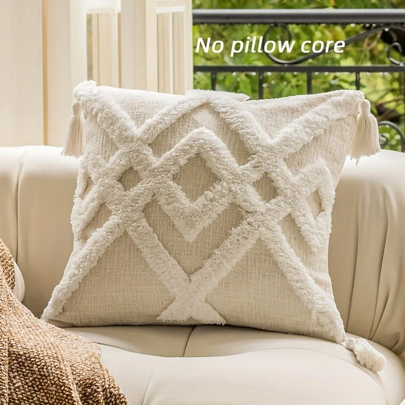 

Tufted Throw Pillow Covers 45CM White Long Boho Lumbar Pillow Covers Pillow Case with Tassels for Bed Sofa Farmhouse Living Room