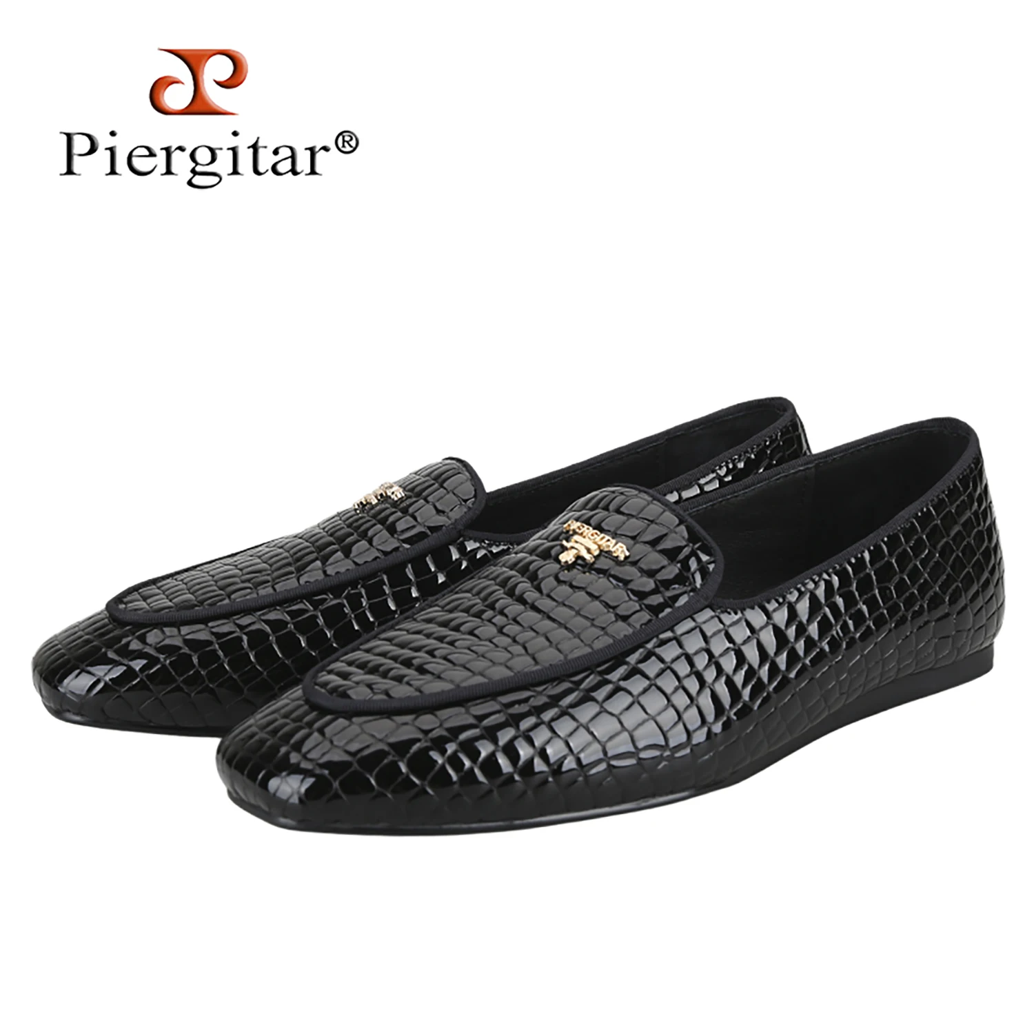 

Мужские лоферы из лакированной кожи Piergitar с тиснением черного камня и брендовыми золотыми металлическими пряжками для свадебного или праздничного костюма