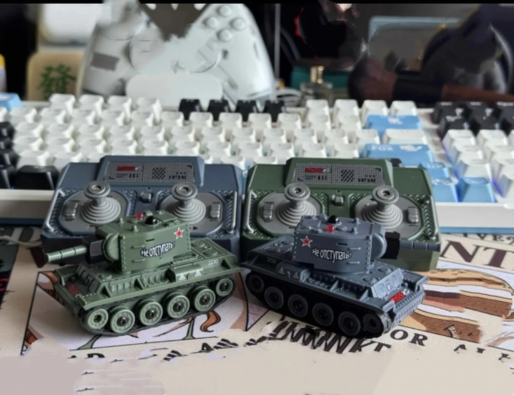 Op voorraad Mini-afstandsbediening Tank Interactief geschenk Infraroodgevecht Volledige aandeel Speelgoed RC-auto voor jongens Educatieve leuke spellen