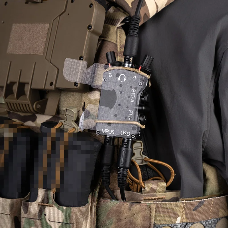 FC PTT Adapter Carbon Fiber Mount Plate Tactical Radio PTT Holder Elastic Cord Retention Gear Panel Setup Accessories