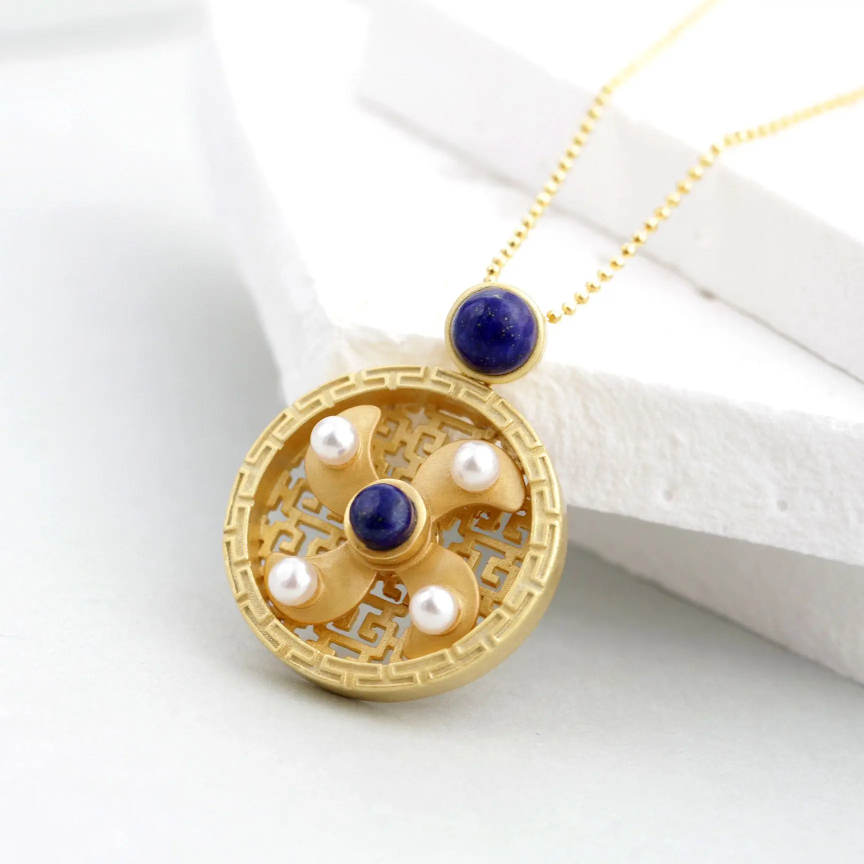 

Authentic 925 Sterling Silver Pendant Inlaid Natural Lapis 18K Gold Plated Vintage Decorative Pendant Creativ Trendy Jewelry