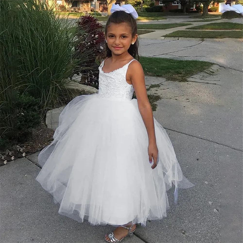 

Communion Dresses for Girls Champagne O-neck Sleeveless Ball Gown Lace Appliques Flower Girl Dresses for Weddings Robe Bebe