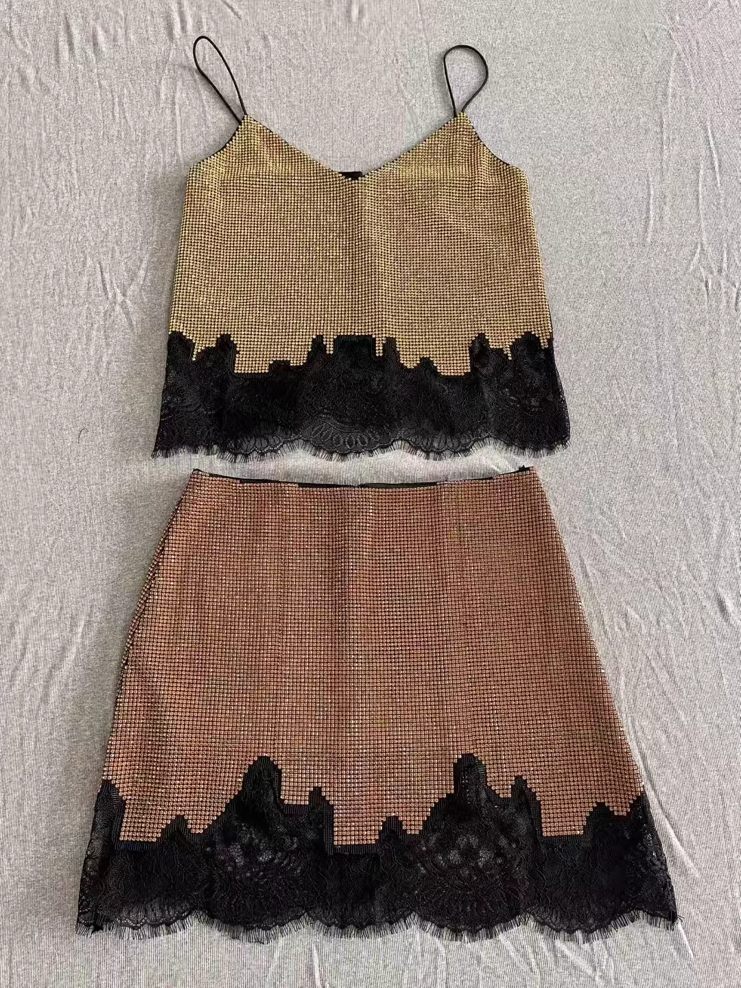 여성용 헤비 비즈 레이스 자수 세트 V넥 민소매 캐미솔 탑 + 하이웨이스트 A라인 미니 스커트 패션 여성 섹시 슈트