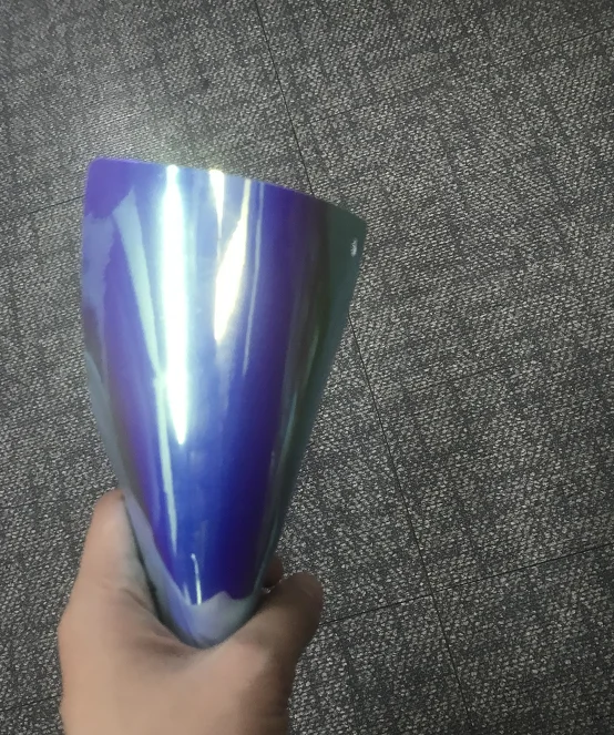 1.52*18m/roll Self Adhesive Glossy Holographic Rainbow Mirror Chameleon Chrome Car Vinyl Wrap Sticker