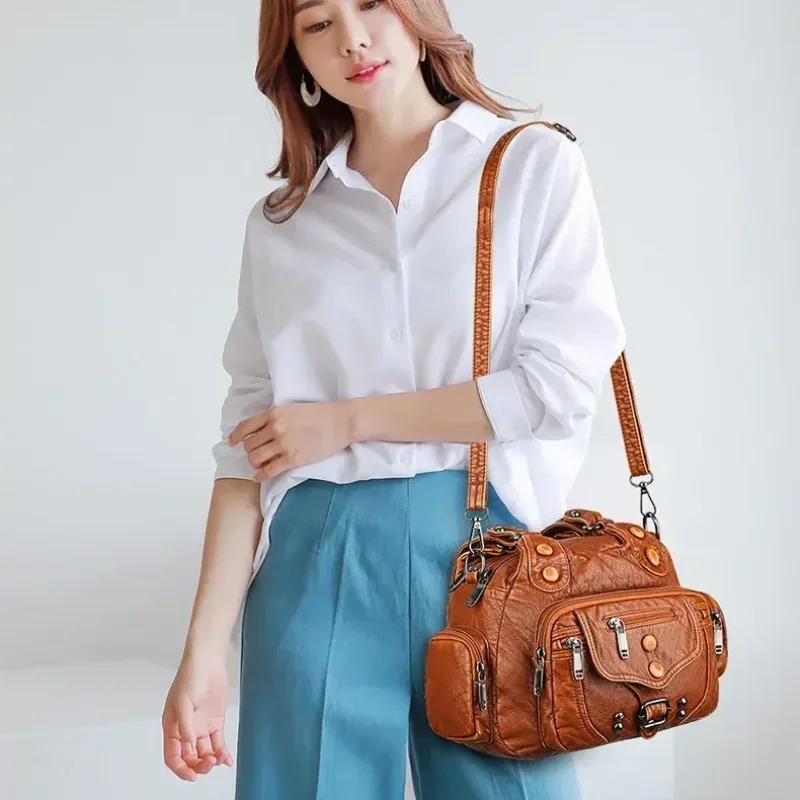 Vintage Large Capacity Women's Shoulder Bag with Side Pockets Anti-Theft Zipper Mom Bag Soft Polyester Lining PU Leather Materia