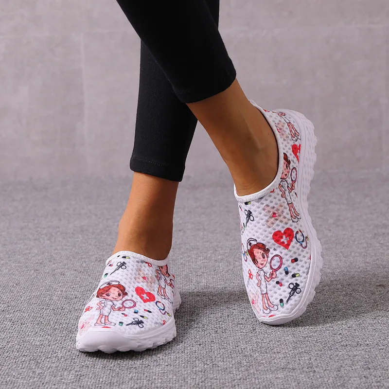 Zapatillas de deporte con estampado de enfermera y Doctor para mujer, Zapatos Planos transpirables de malla ligera sin cordones, para caminar y correr, 40