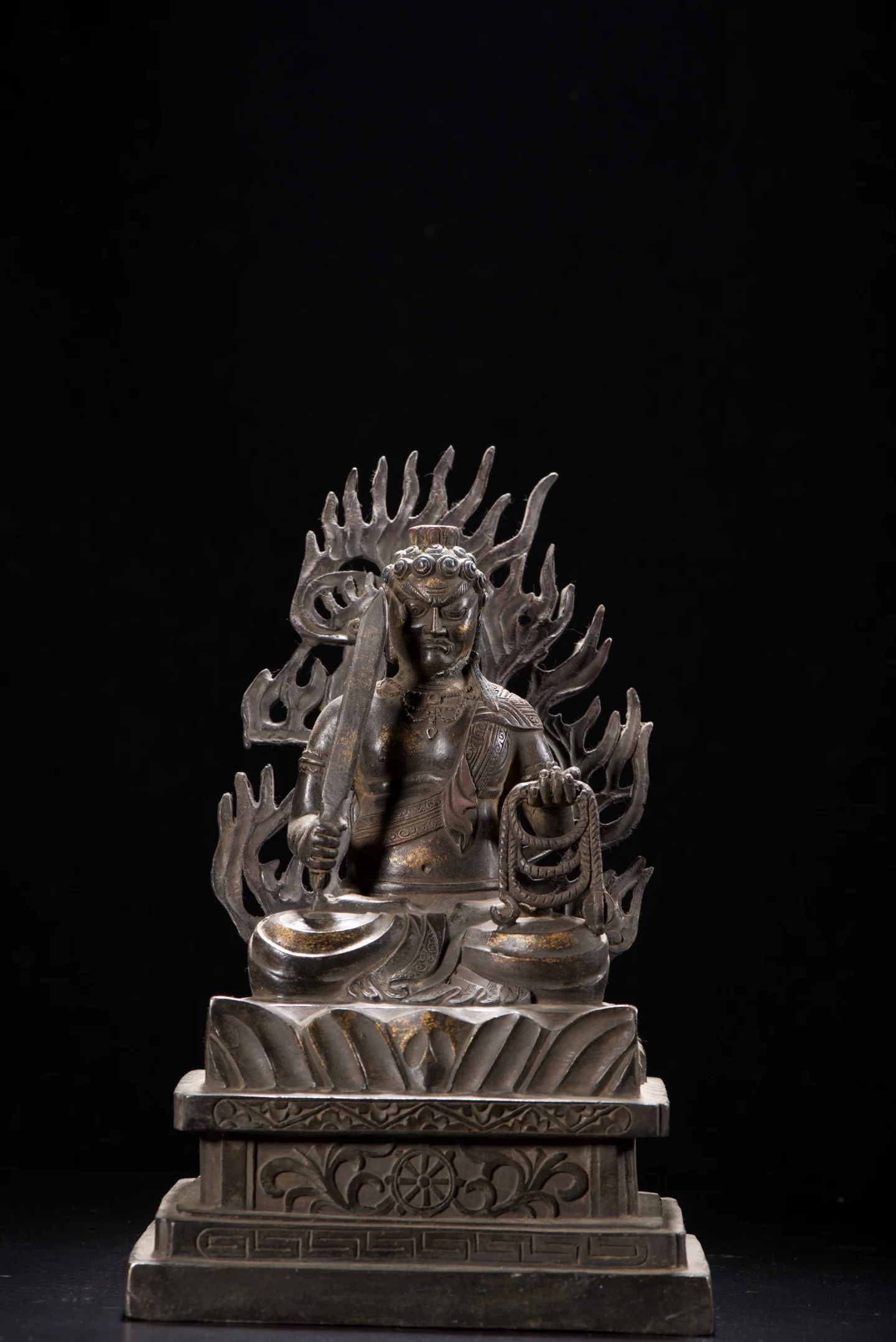 Old Bronze Gilded Cinnabar Flame backlight Acalanatha Do not move Mingwang Bodhisattva Sitting Buddha Buddha Terrace