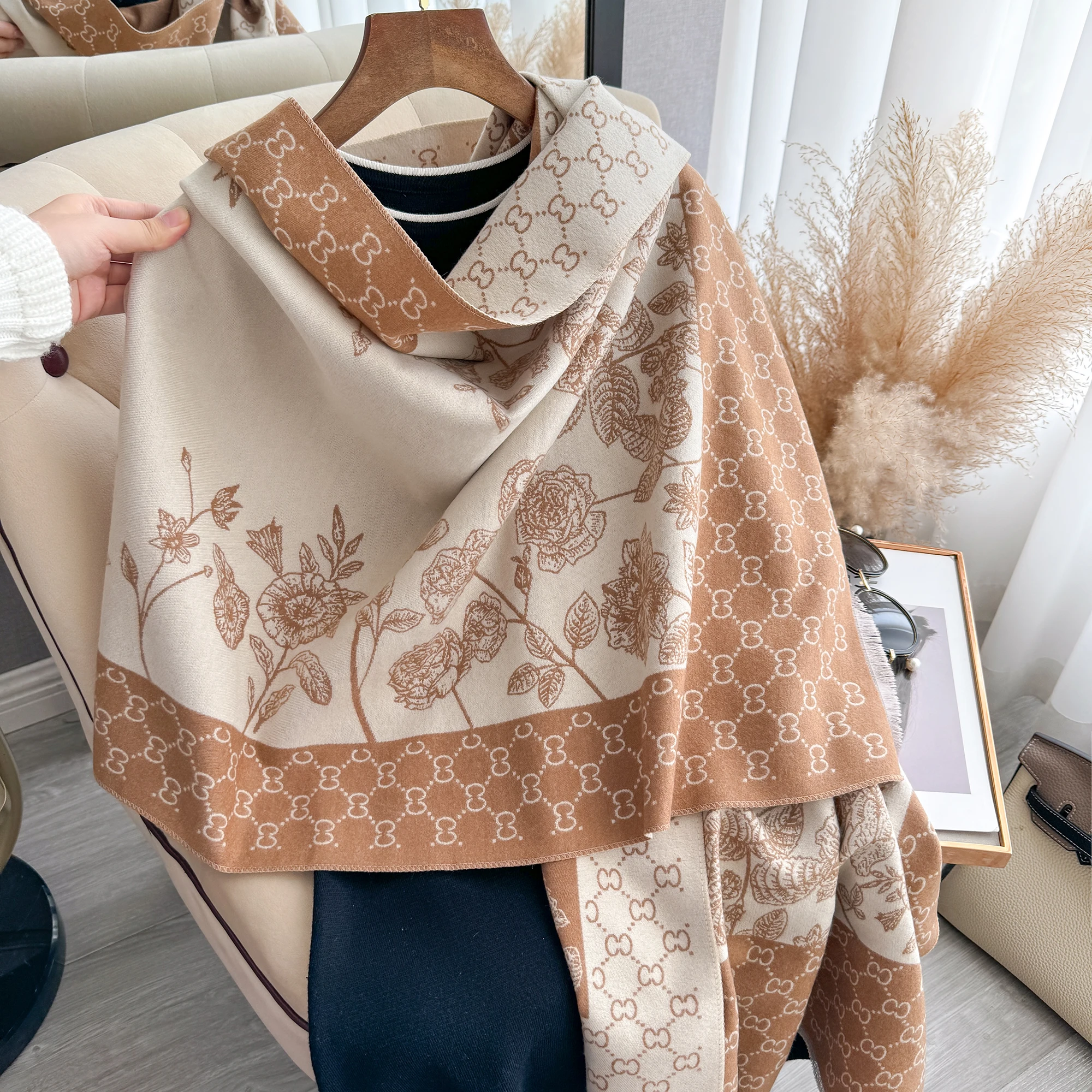 2024 Latest Design Winter Two-Sided Jacquard Cashmere Scarves High Quality Women Thicken Wrap Shawl Ladies Wool Pashmina Scarf