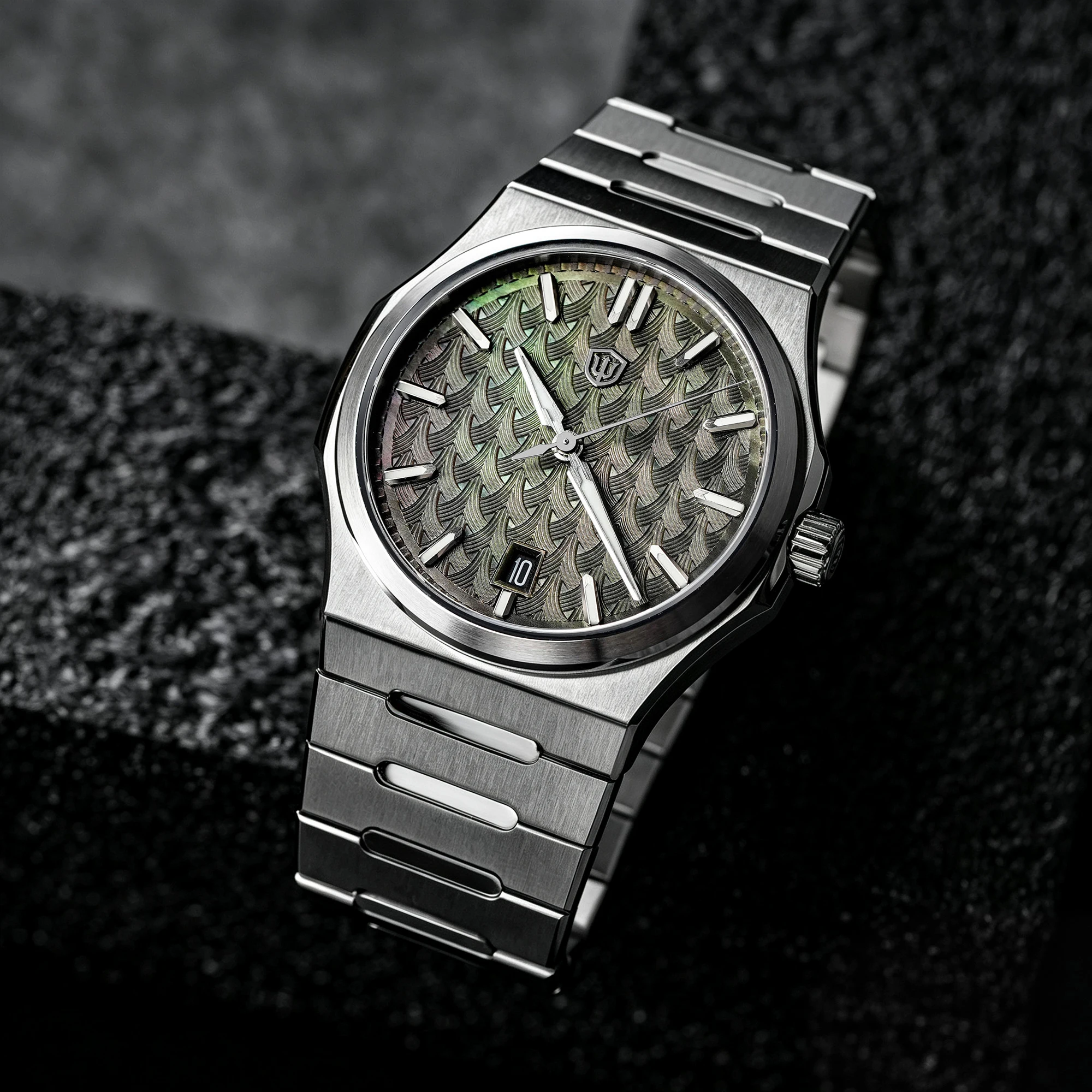 Watchdives WDC0001 PREMIER Automatic Watch Miyota 90S5 Sapphire Crystal MOP Dial BGW9 Super Lume 39mm 100M WR Steel Bracelet