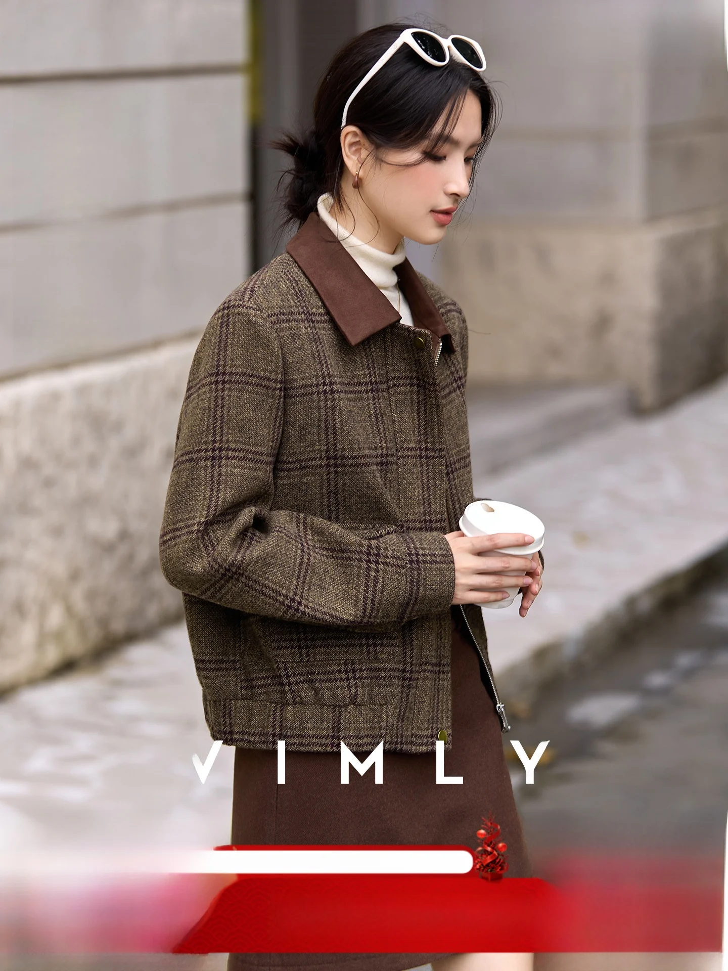 

Новое женское зимнее шерстяное пальто с отложным воротником в клетку, на молнии, в стиле кардигана, простой и элегантный дизайн для повседневной носки