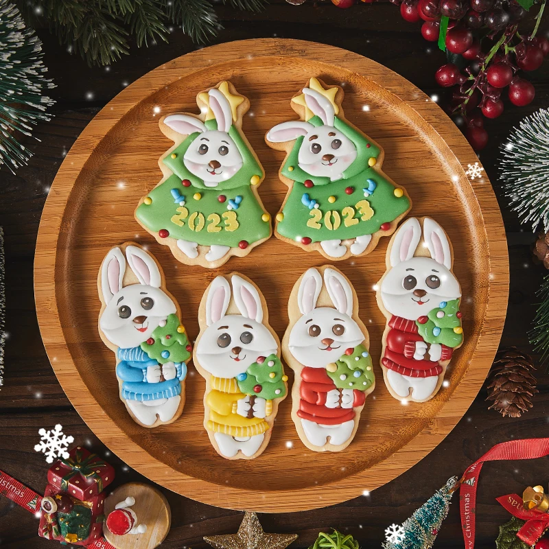 2023 Christmas Cookie Cutter Cartoon Stamped Frosting Cookie Mold Christmas Tree Bunny Hand Pressed Biscuit Mold DIY Home Baking