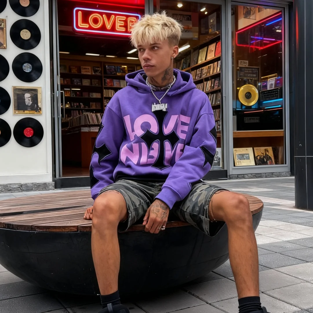 سترة Y2K للرجال من Emo Streetwear بغطاء للرأس كبيرة الحجم مع تصميم متقاطع مع هوديس علوي