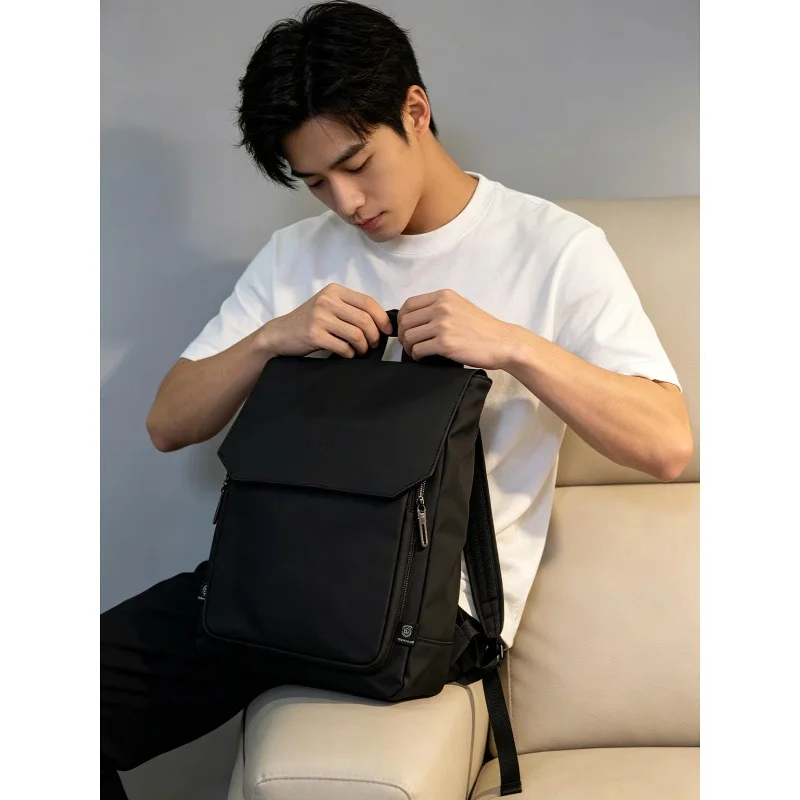high-end retro backpack for men's outdoor lightweight waterproof commuting computer bag, student backpack, backpack