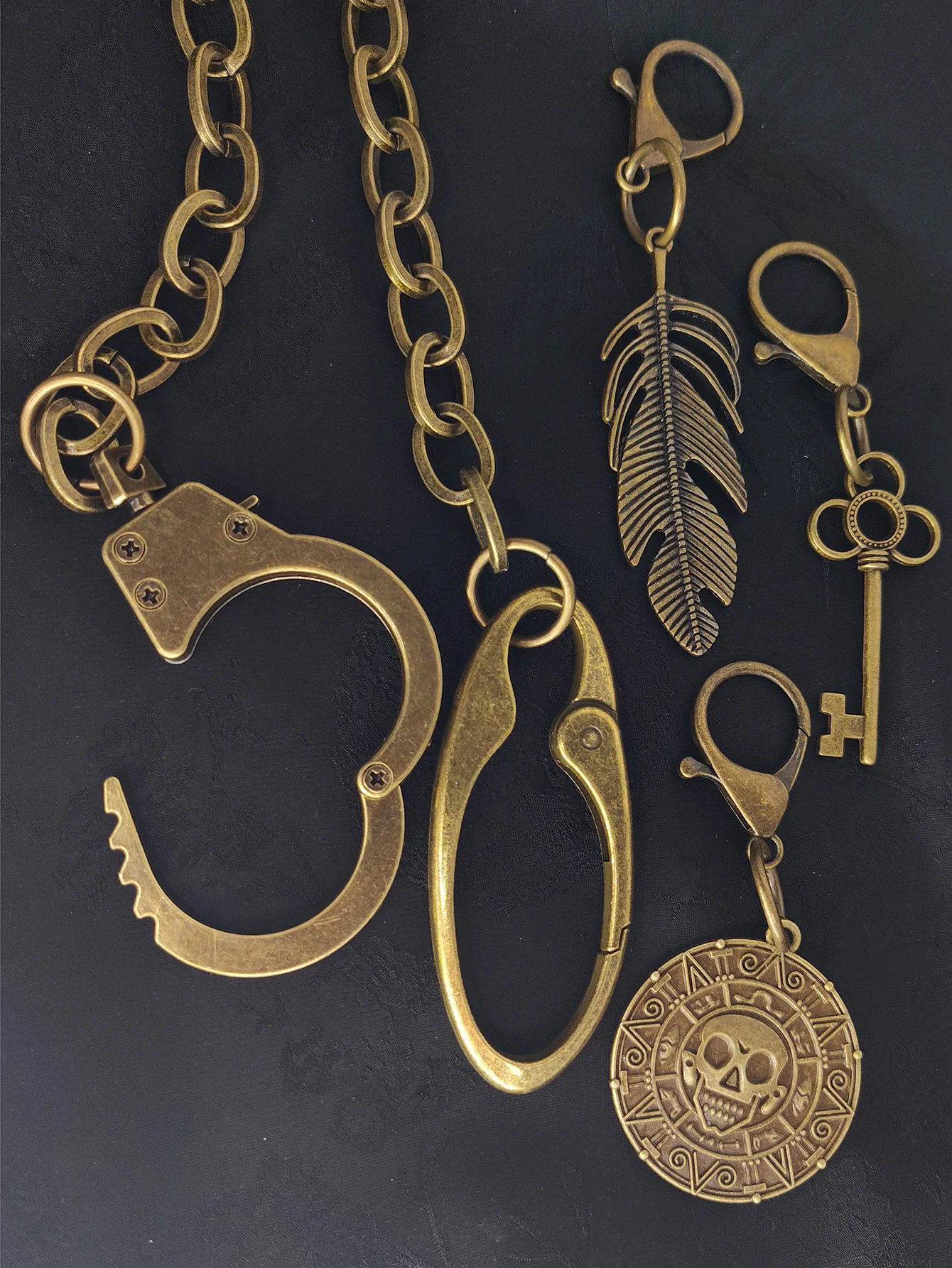23ins pants trucker jean12.5mm square wire link chain skull feather skeleton key charms wrench U hook keychain