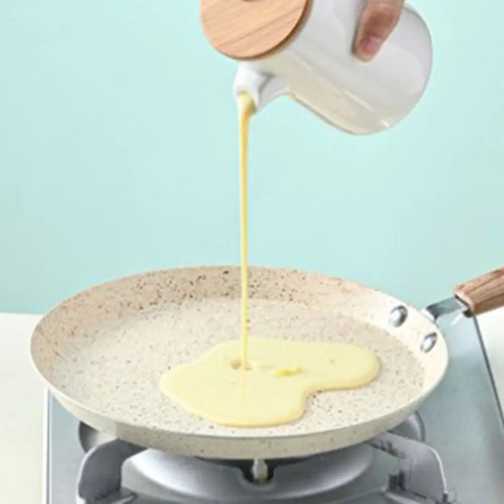 Kitchen Utensils Non-Stick Crepe Pancake Pan 6/8/10 Inch Wooden Handle Frying Pan Beige Aluminum Omelet Pan Breakfast