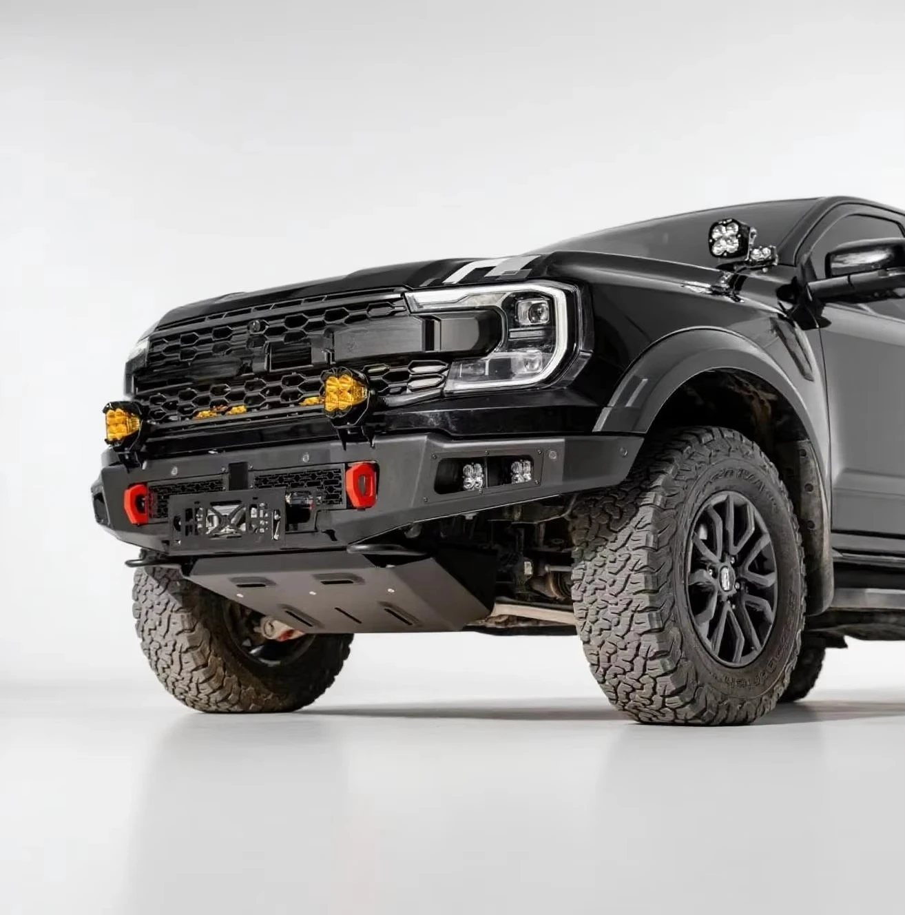 

New For Ranger T9 Raptor Tread Trail Front Bumper Heavy Duty Off Road Protection For Extreme Adventure Vehicles