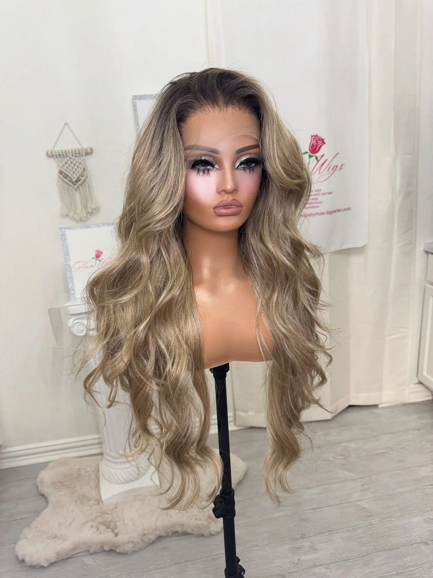 Disfraz de línea de cabello Natural para mujer, peluca marrón caramelo ombré de parte media, peluca sintética de fibra resistente al calor, peluca para fiesta de Cosplay diaria