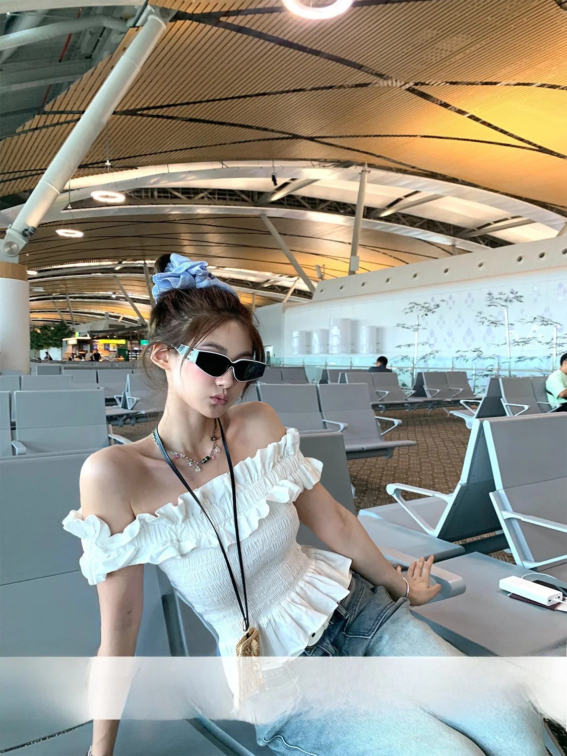 

Футболка Xinlei Lin 'Milk Cr Moonlight' Superb Version с открытыми плечами, утягивающая, с коротким рукавом, женская, Sweet Sle, Regular Thi...