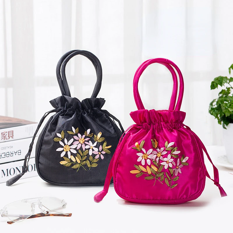 Handmade Embroidered Small Bag Ethnic Style Middle-aged Summer Mobile Phone Purse Flower Pattern Drawstring Shopping Bag