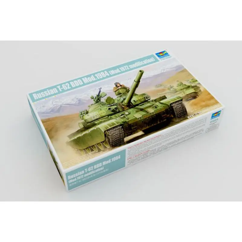 

Trumpeter 01554 1/35 Russian T-62 BDD Mod.1984 (Mod.1972 modification) - Scale Model Kit