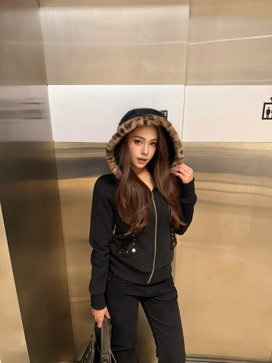 

Женская укороченная толстовка Caiii в американском ретро-стиле с леопардовым принтом, меховым воротником и застежкой, с эффектом стройности, из хлопка, с длинными рукавами