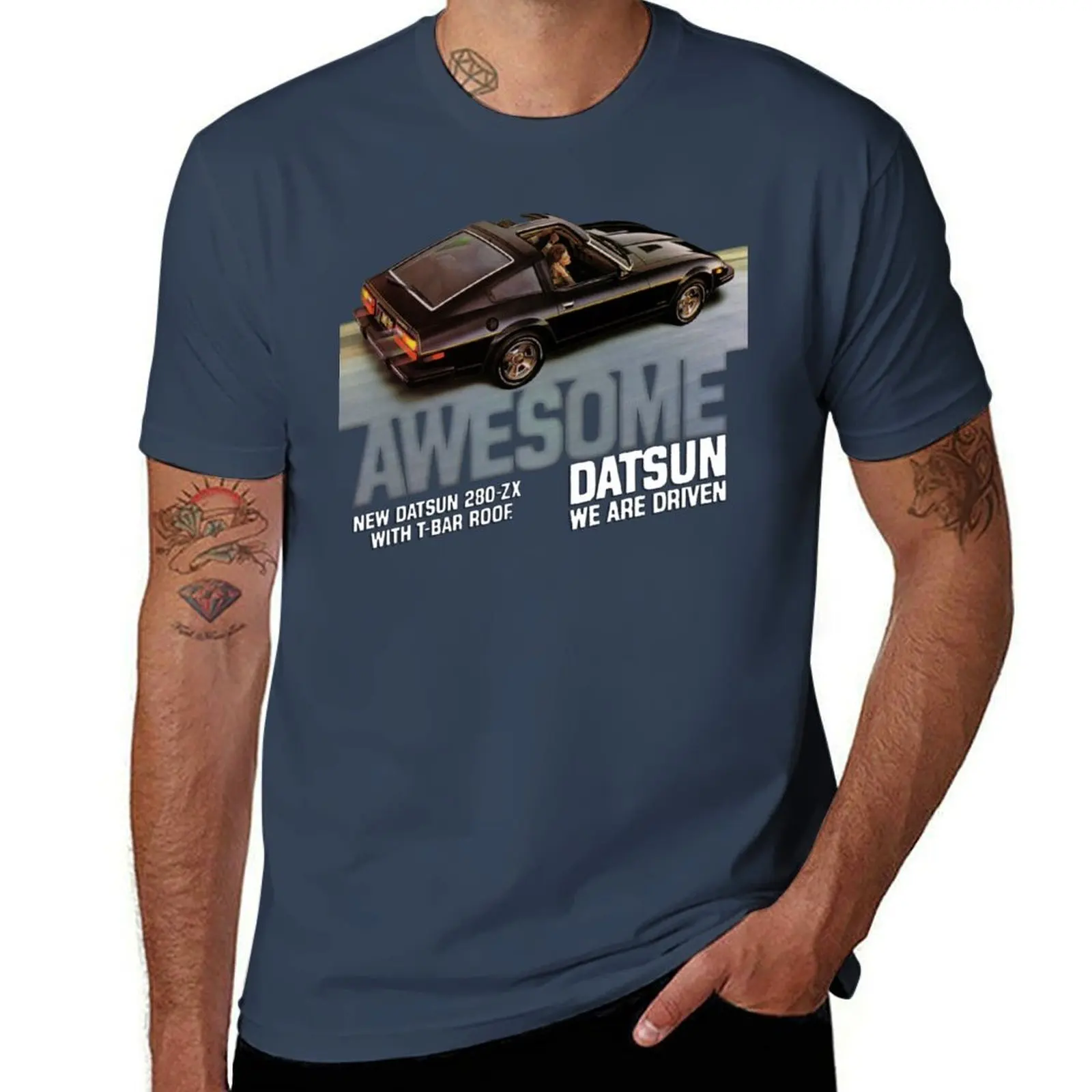 

DATSUN 280ZX T-Shirt Labor Work Casual T-Shirt