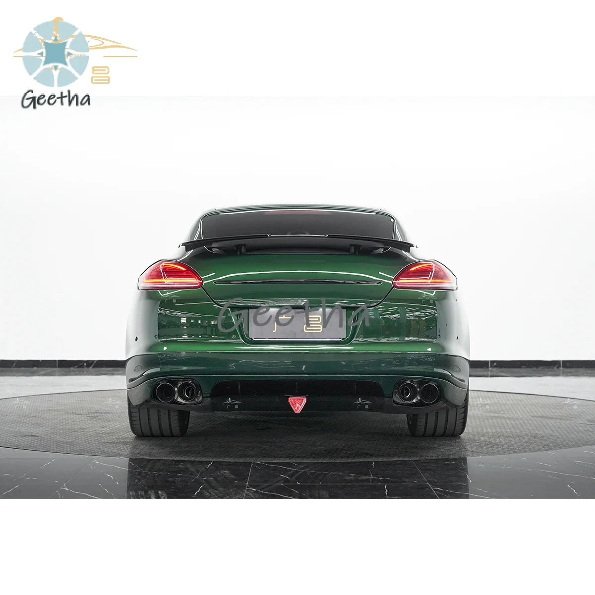 

For New LED Red 12V Rear Assembly Tail Light for Panamera 970 2014-2017 Left Right Car Taillights Model 97063199100 97063199200