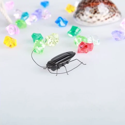 1 pçs criativo mini barata solar simulação educacional crianças brinquedo presente engraçado brinquedo em movimento solar inseto animal horror modelos