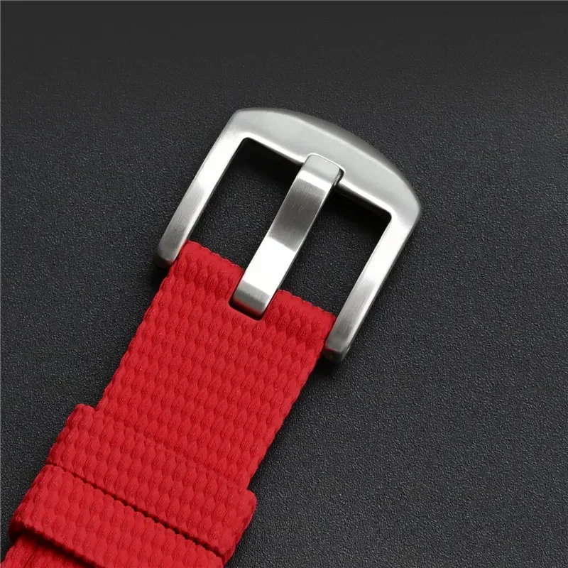 Gebogenes FKM-Armband Universelles Schnellwechsel-Fluorkautschuk-Sportarmband für 20mm 21mm 22mm Longines Omega Casio Seiko – Detail 7