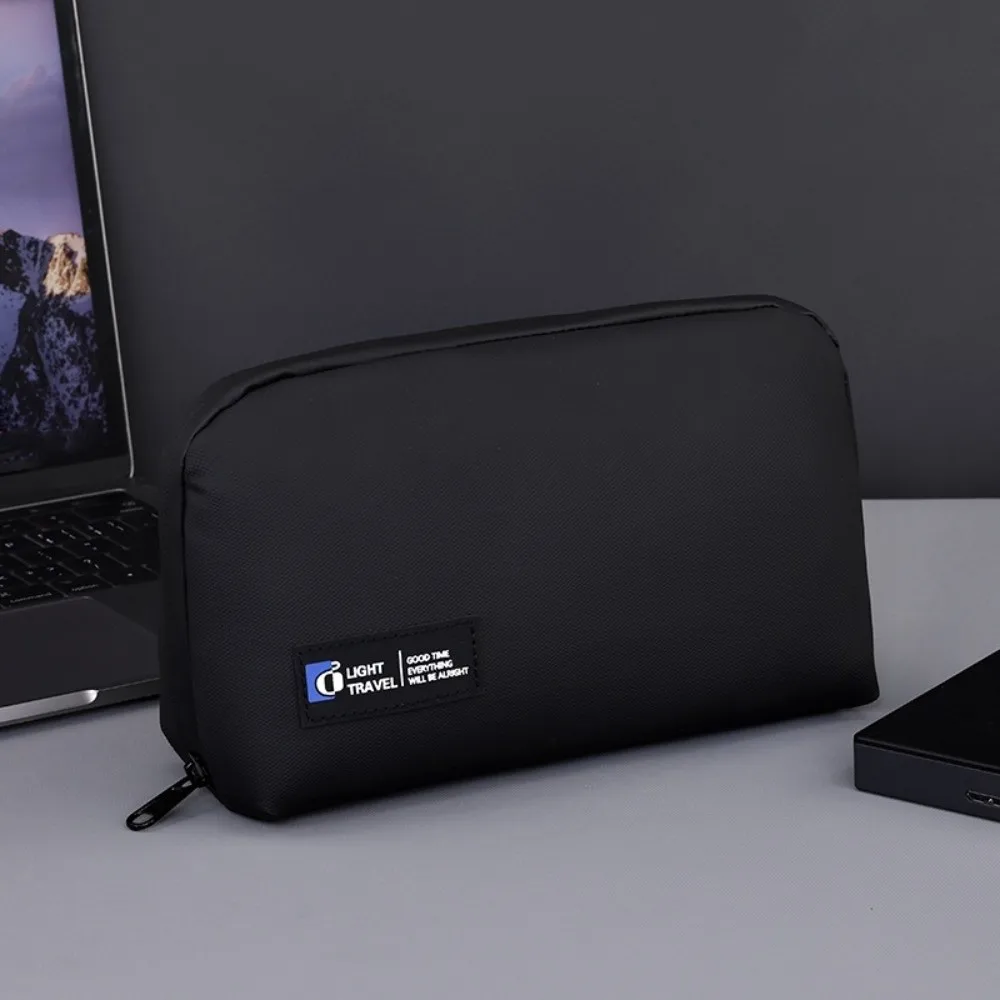 حقيبة تخزين المنتجات الرقمية متعددة الطبقات متعددة الوظائف متعددة الطبقات منظم الكابلات سعة كبيرة مقاومة للغبار