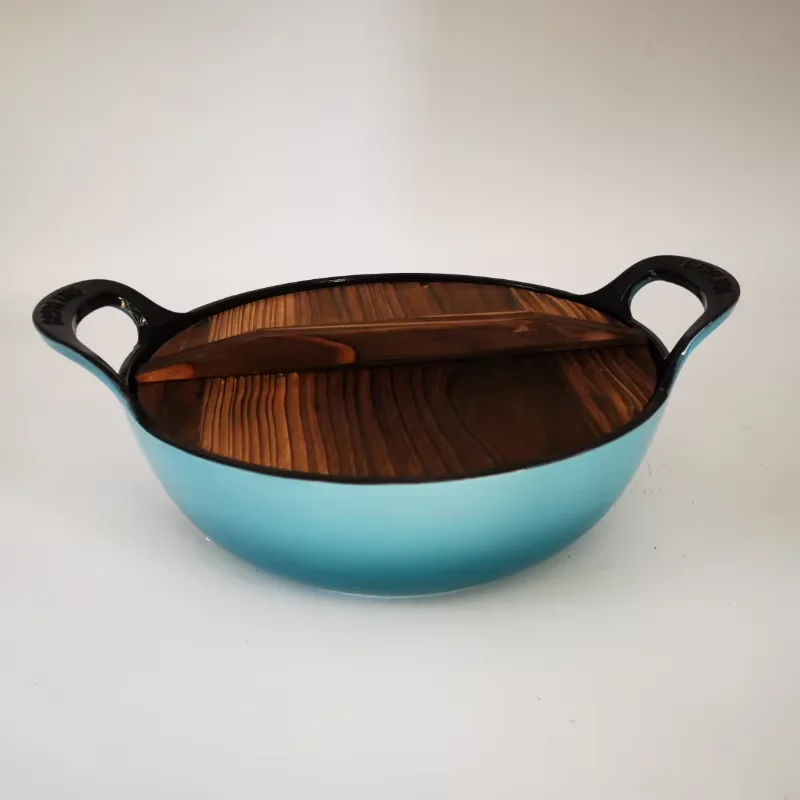 26cm Blue Enameled Cast Iron Flat Bottomed Wok Multifunction Cookware Pot