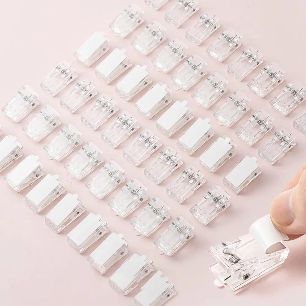 คลิปติดผนังพลาสติกคลิปสปริงเหนียวติดผนังสำหรับภาพถ่ายงานศิลปะคลิปติดด้วยตนเองสำหรับโปสเตอร์พรมสำหรับสำนักงาน