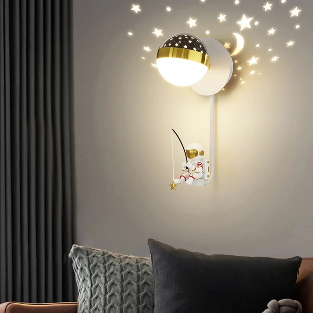 Imagem -02 - Astronaut Cartoon Led Wall Lamp For Children Decor de Sala de Jantar Study Decor Kid Lighting Varanda Corredor Decoração de Casa