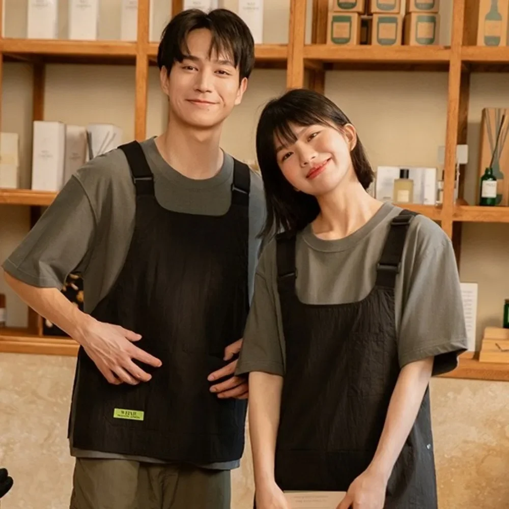Japanese Style Vest Apron Multiple Pockets Adjustable Resistant Dirt Apron Widened Shoulder Straps Fashion Cooking Apron Female